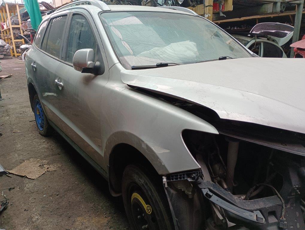  Hyundai SANTA FE 2008    EN DESARME